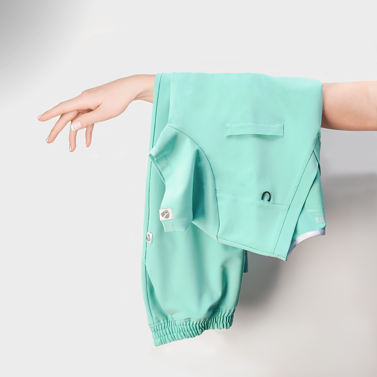 Jak wybrać odpowiedni uniform medyczny?