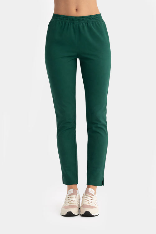 Damskie spodnie medyczne Fit - kolor green cream