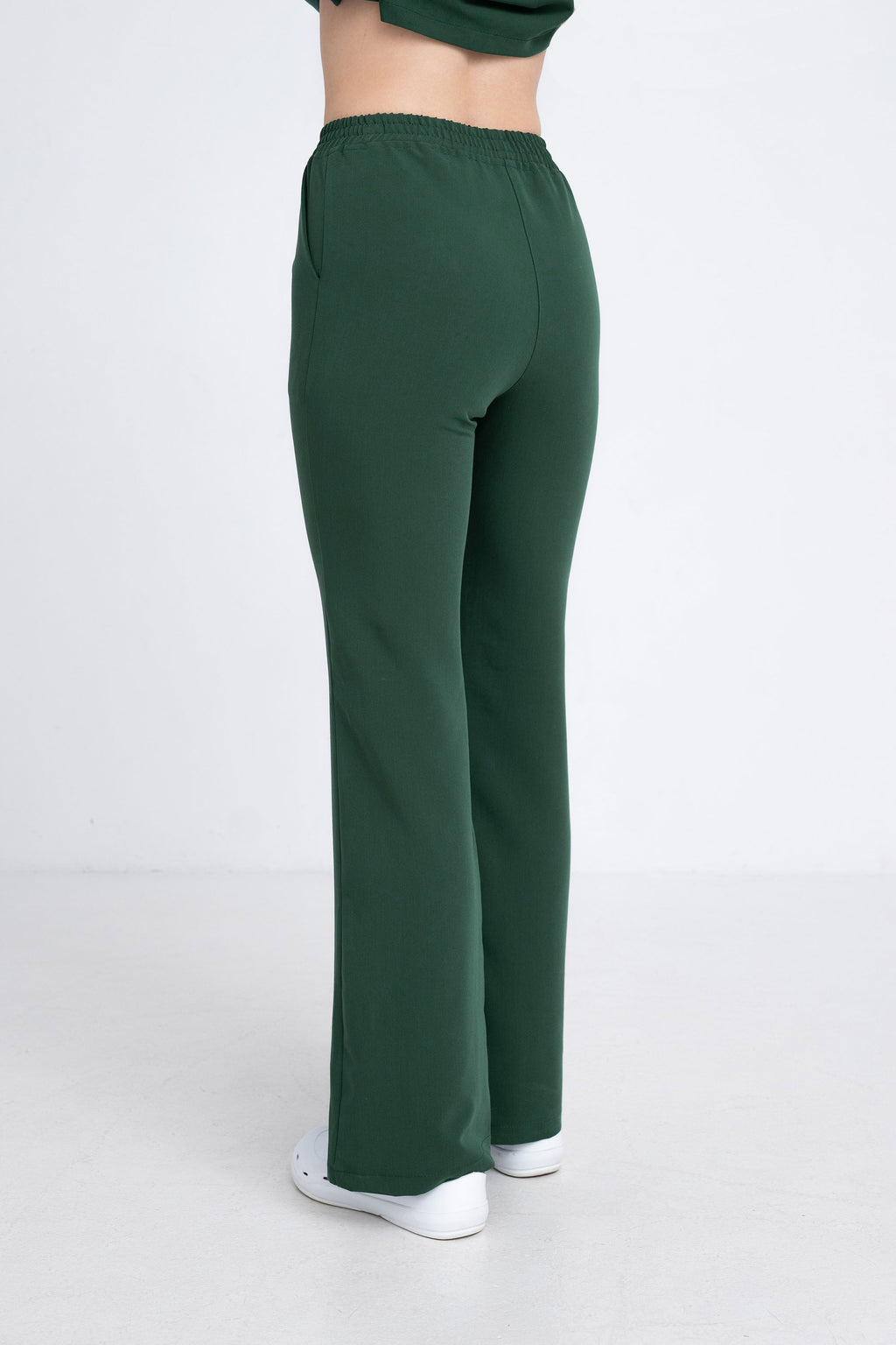 Medyczne spodnie damskie dzwony - kolor dark green