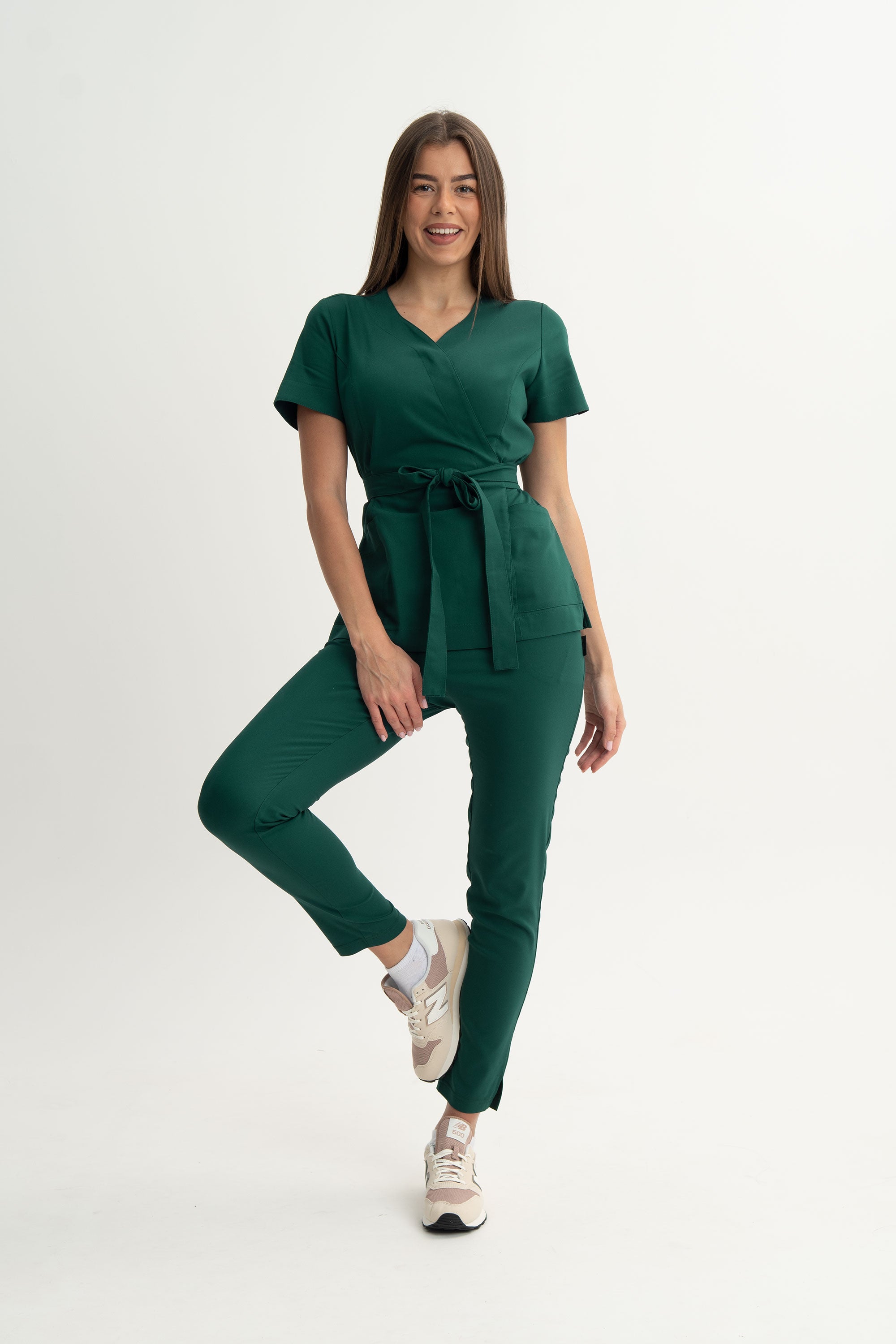 Damskie spodnie medyczne Fit - kolor green cream