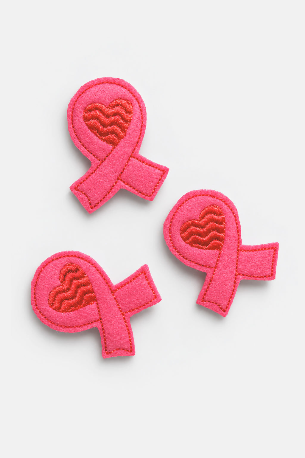Broszka z haftowaną różową wstążką - Różowy Październik 🎀